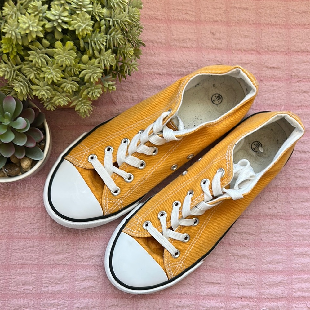 Vibrant‎ Yellow and White Sneakers for Everyday Comfort